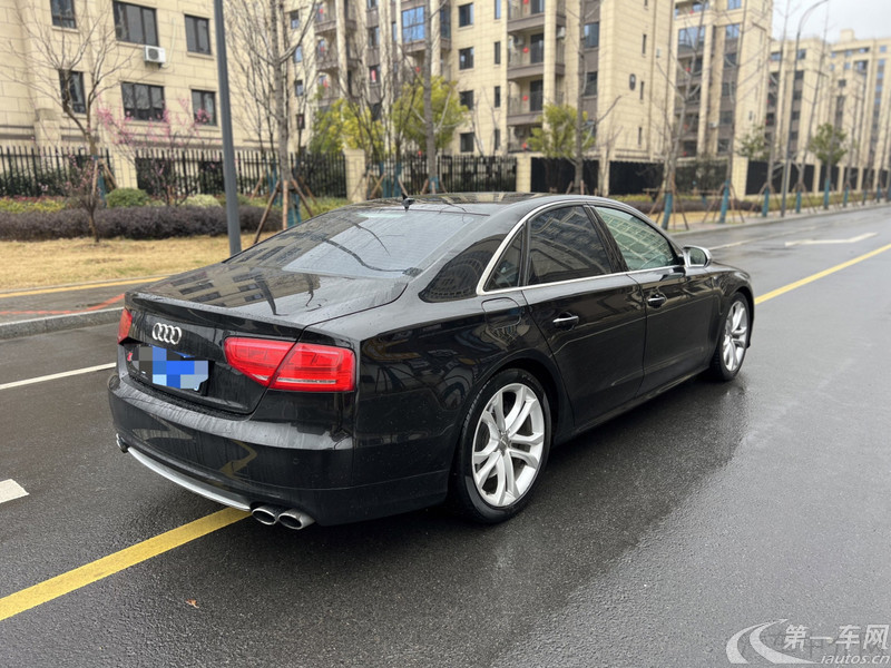 奥迪S8 [进口] 2014款 4.0T 自动 