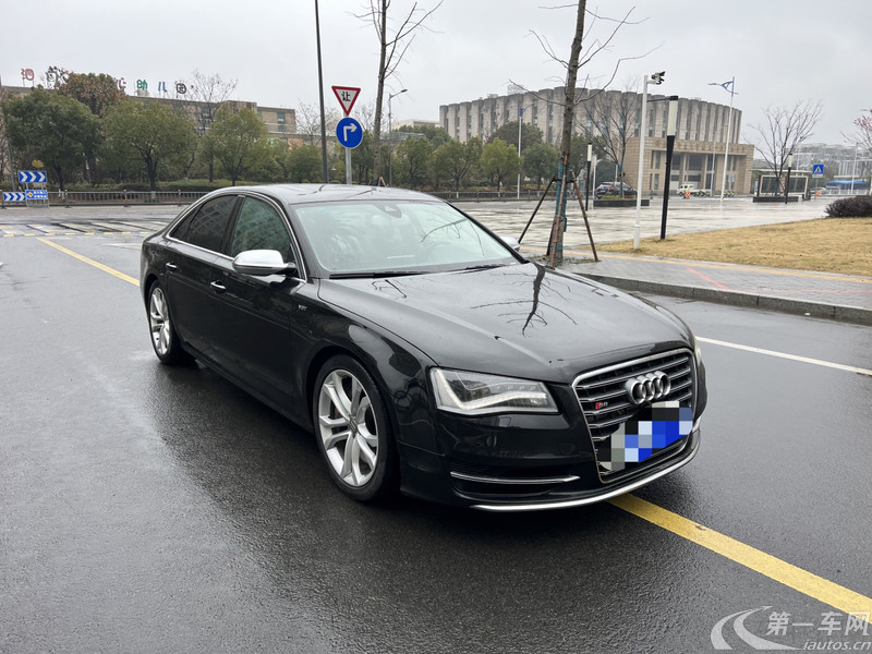 奥迪S8 [进口] 2014款 4.0T 自动 