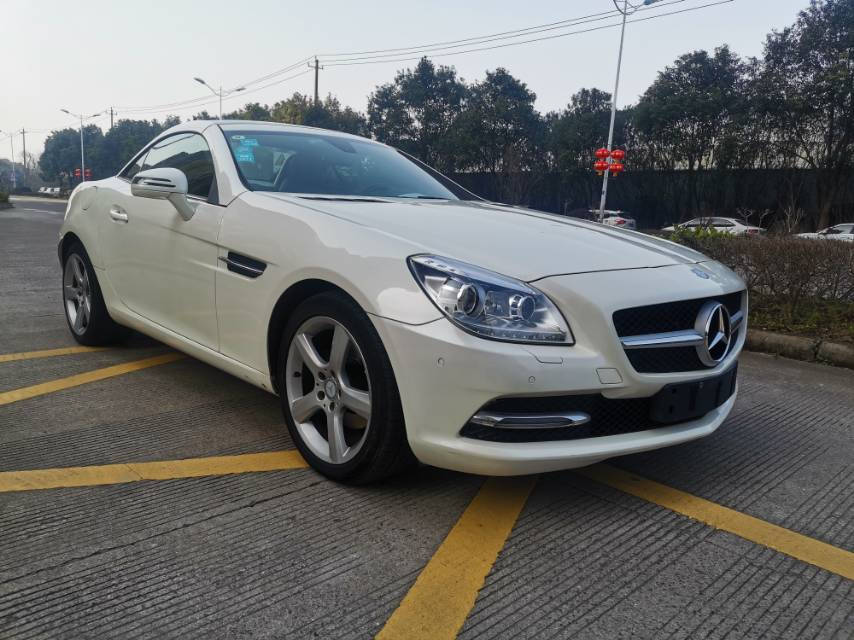 奔驰SLK级 SLK200 [进口] 2011款 1.8T 自动 汽油 豪华运动型价格0万 