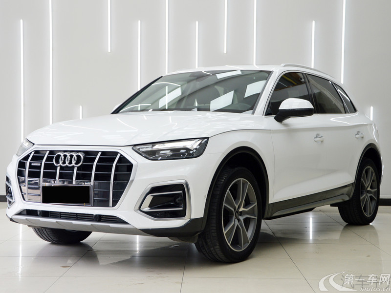 奥迪Q5L 40TFSI 2022款 2.0T 自动 豪华动感型 (国Ⅵ) 