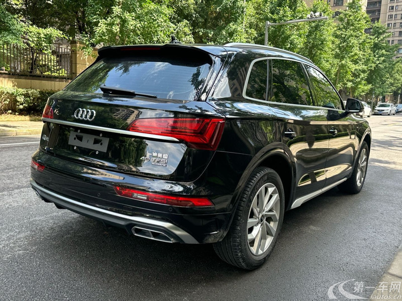 奥迪Q5L 40TFSI 2022款 2.0T 自动 改款豪华致雅型 (国Ⅵ) 