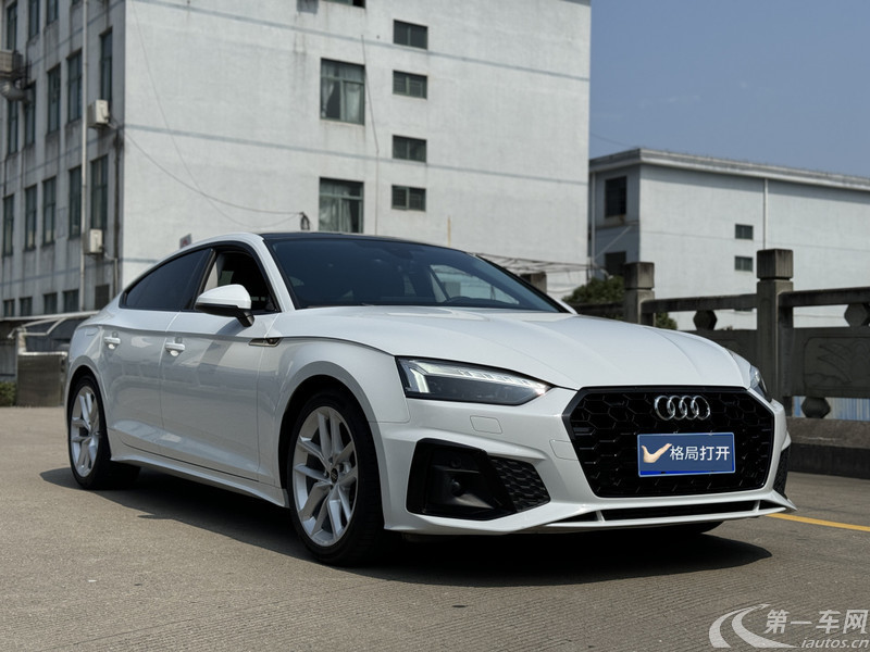 奥迪A5掀背 40TFSI [进口] 2022款 2.0T 自动 汽油 时尚致雅型 