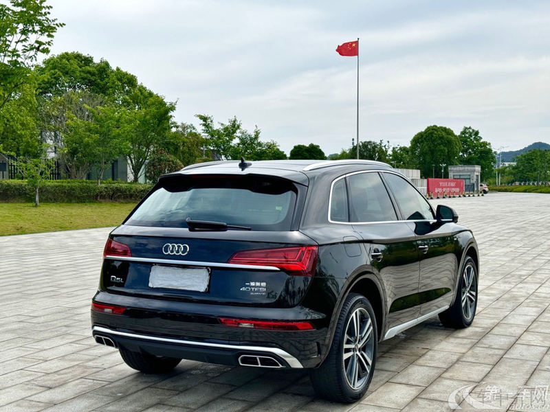 奥迪Q5L 40TFSI 2023款 2.0T 自动 冰雪运动版 (国Ⅵ) 