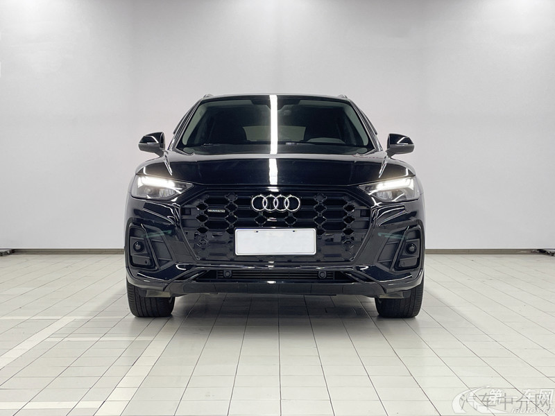 奥迪Q5L 45TFSI 2021款 2.0T 自动 豪华动感型 (国Ⅵ) 