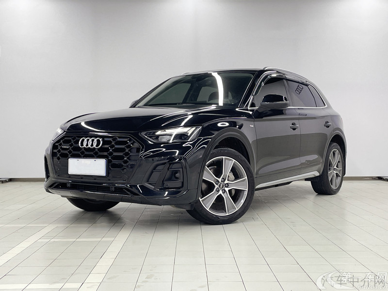 奥迪Q5L 45TFSI 2021款 2.0T 自动 豪华动感型 (国Ⅵ) 