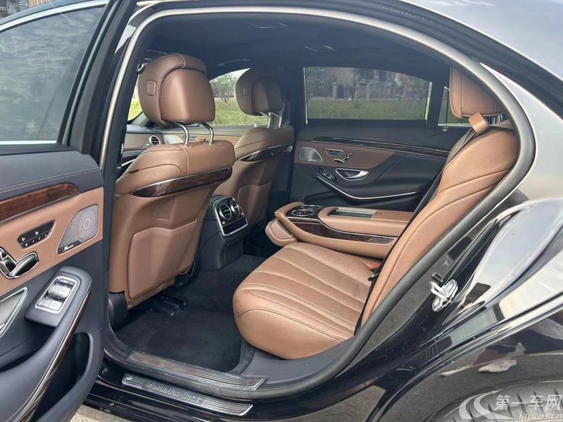 奔驰S级 S350L [进口] 2020款 3.0T 自动 汽油 尊享型臻藏版 