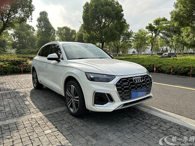 奥迪Q5L 40TFSI 2023款 2.0T 自动 冰雪运动版 (国Ⅵ) 