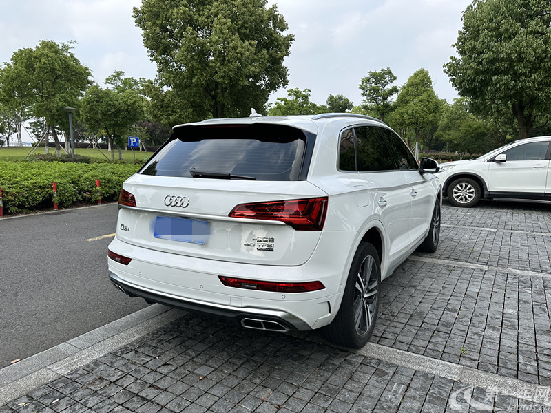 奥迪Q5L 40TFSI 2023款 2.0T 自动 冰雪运动版 (国Ⅵ) 