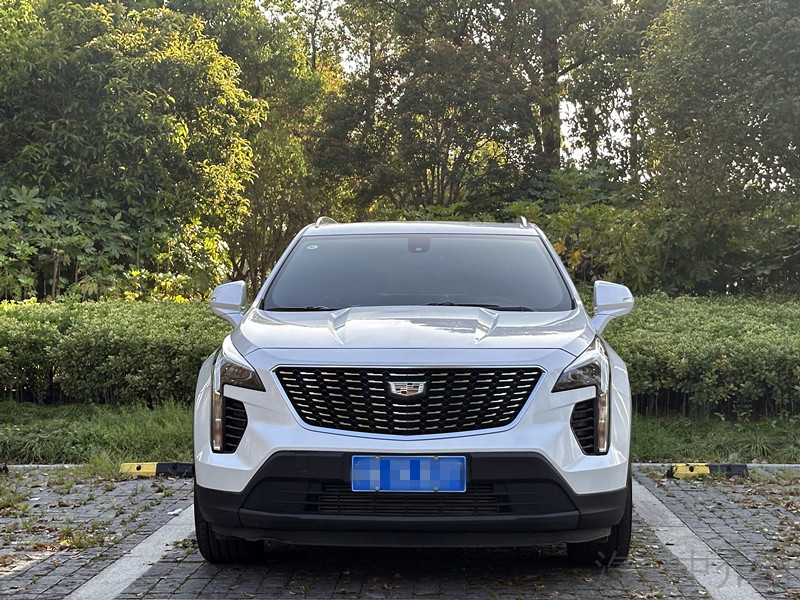 凯迪拉克XT4 2023款 2.0T 自动 28T尊贵型 价格0万