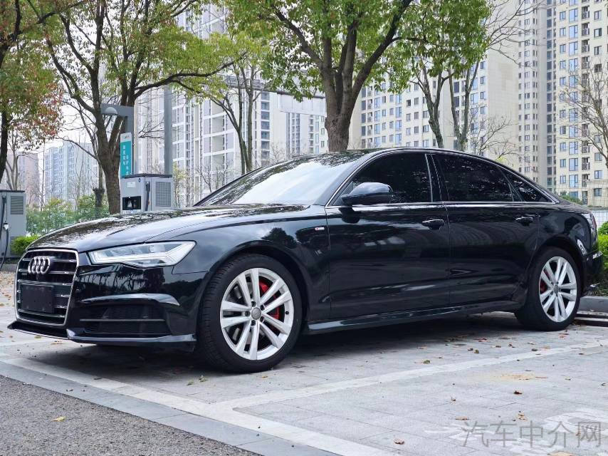奥迪A6L 45TFSI 2018款 3.0T 自动 运动型30周年纪念版 价格0万