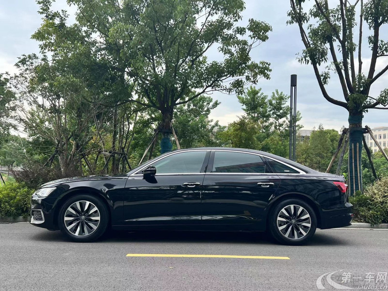 奥迪A6L 45TFSI 2021款 2.0T 自动 臻选动感型 (国Ⅵ) 