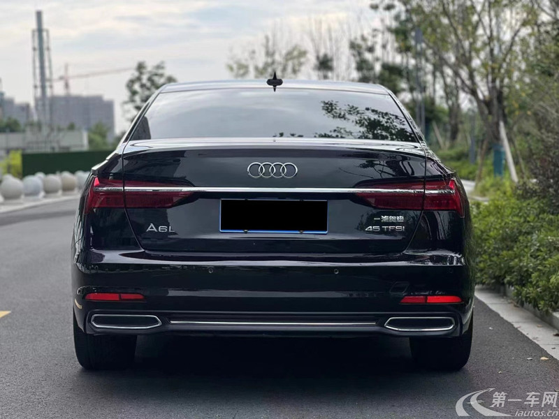 奥迪A6L 45TFSI 2021款 2.0T 自动 臻选动感型 (国Ⅵ) 