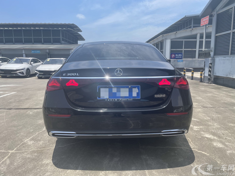 奔驰E级 E300L 2024款 2.0T 自动 汽油 豪华型 (国Ⅵ) 