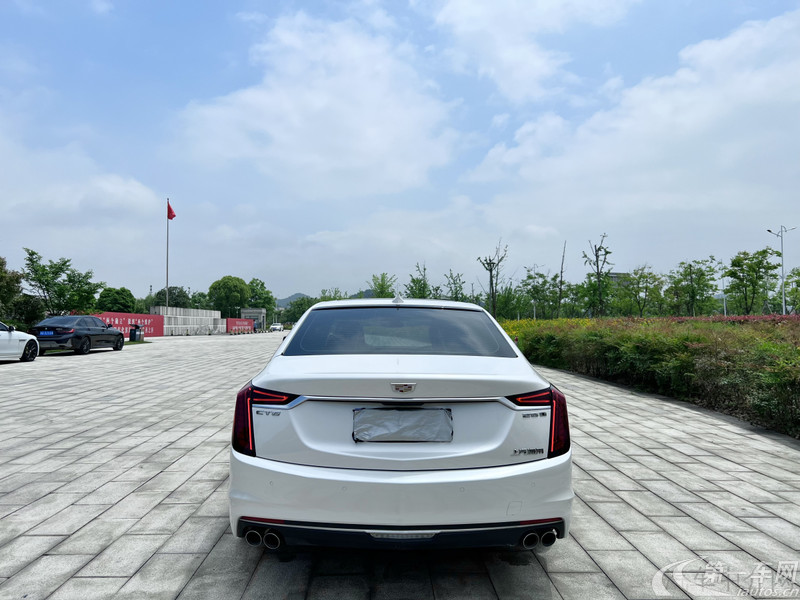 凯迪拉克CT6 2022款 2.0T 自动 28T风尚型 (国Ⅵ) 