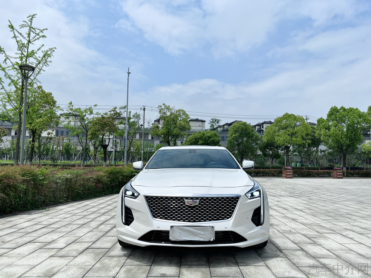 凯迪拉克CT6 2022款 2.0T 自动 28T风尚型 价格0万