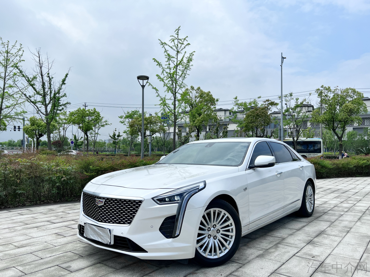 凯迪拉克CT6 2022款 2.0T 自动 28T风尚型 价格0万 