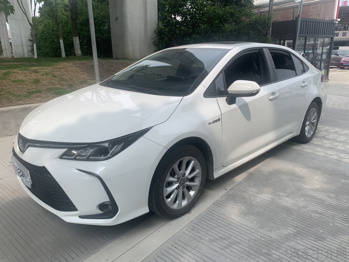 丰田雷凌 双擎 2022款 1.8L 自动 运动版 价格0万 