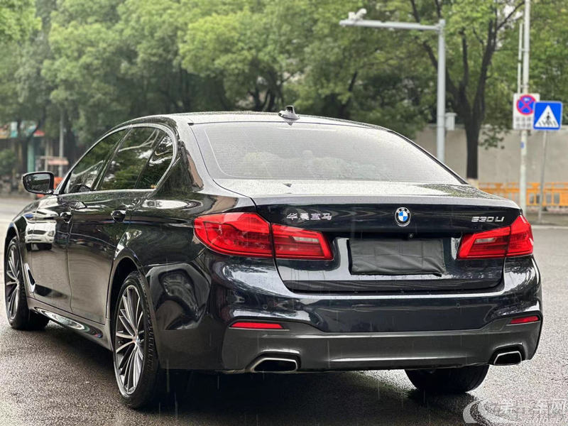 宝马5系 530Li 2020款 2.0T 自动 汽油 尊享型M运动套装 (国Ⅵ) 