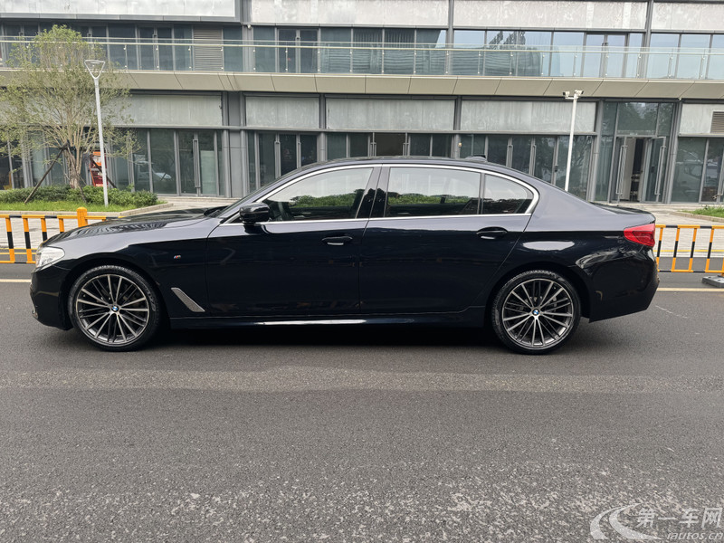 宝马5系 530Li 2019款 2.0T 自动 汽油 xDrive-M运动套装改款 (国Ⅵ) 