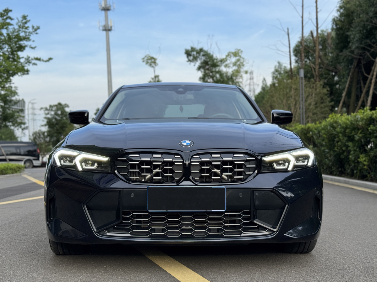 宝马3系 325Li 2023款 2.0T 自动 汽油 M运动曜夜套装 价格0万
