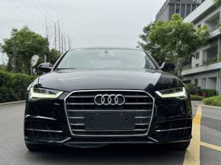 奥迪A6L 35TFSI 2.0T 自动 典藏版 