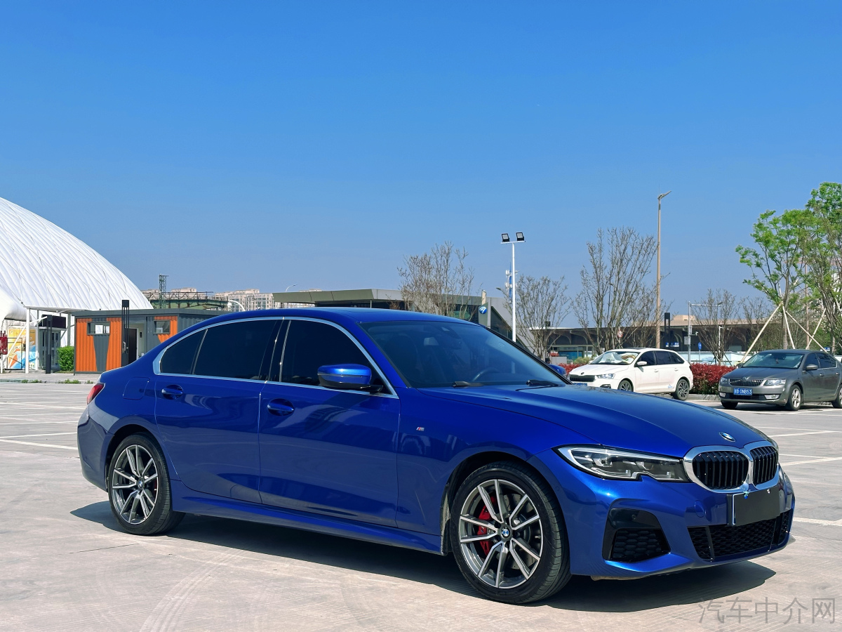 宝马3系 325Li 2021款 2.0T 自动 汽油 M运动套装 价格0万 