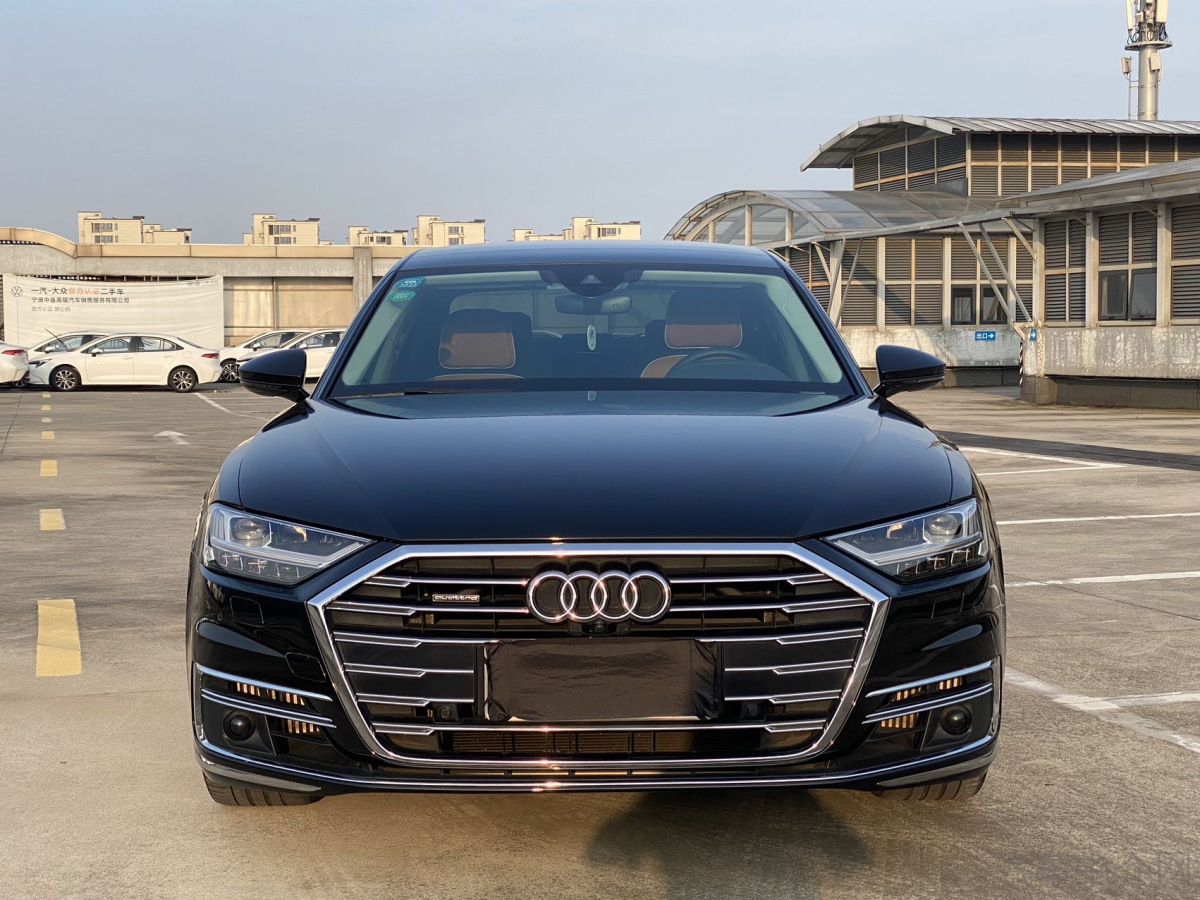 奥迪A8L 50 [进口] 2019款 3.0T 自动 汽油 PLus豪华型价格0万 