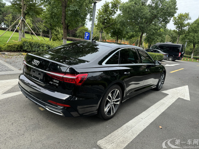 奥迪A6L 40TFSI 2020款 2.0T 自动 豪华动感型 (国Ⅵ) 