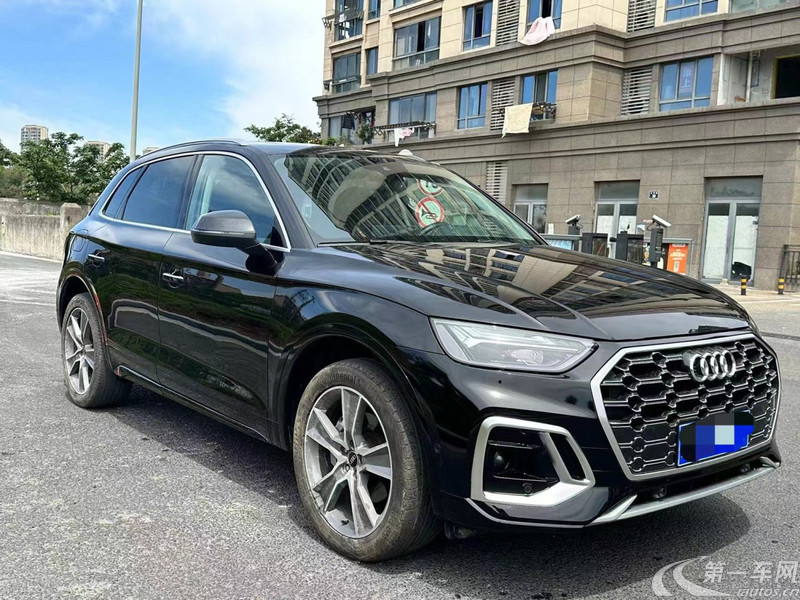 奥迪Q5L 45TFSI 2022款 2.0T 自动 豪华动感型 (国Ⅵ) 