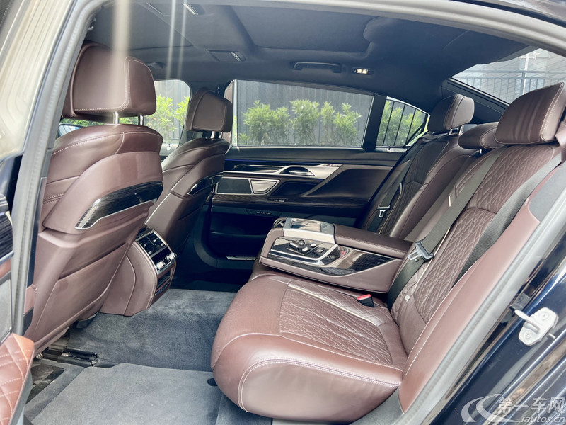 宝马7系 740Li [进口] 2019款 3.0T 自动 汽油 领先型M运动套装 