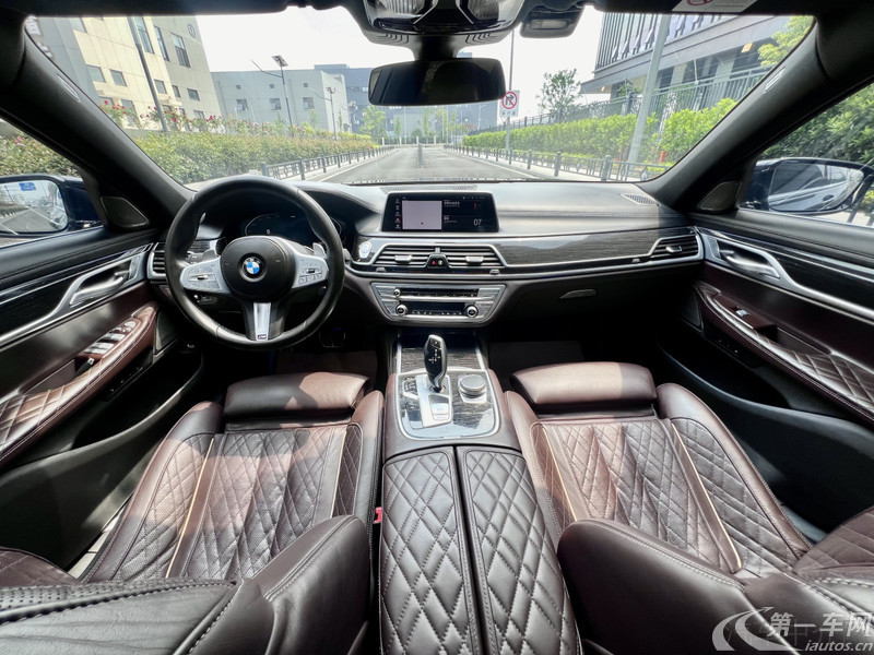 宝马7系 740Li [进口] 2019款 3.0T 自动 汽油 领先型M运动套装 