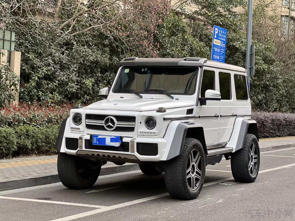 奔驰G级 G550 [进口] 2017款 4.0T 自动 汽油 4x4²美规版平行进口价格0万 