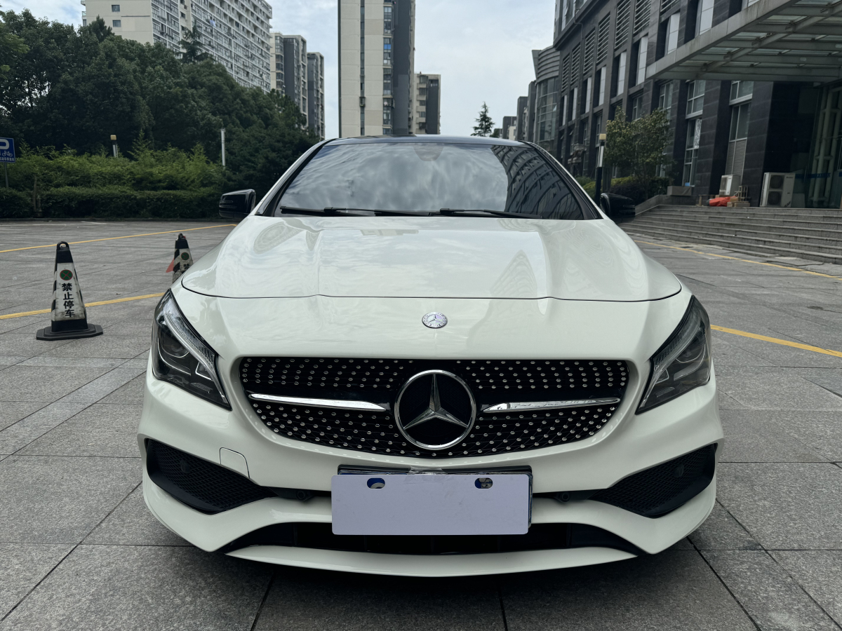 奔驰CLA级 CLA220 [进口] 2017款 2.0T 自动 汽油 价格0万 