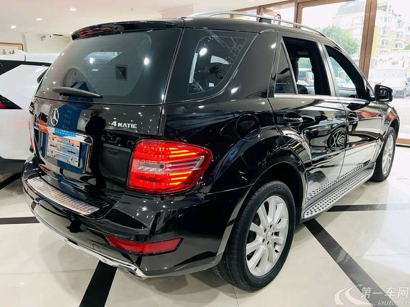 奔驰M级 ML350 [进口] 2010款 3.5L 自动 汽油 豪华型 