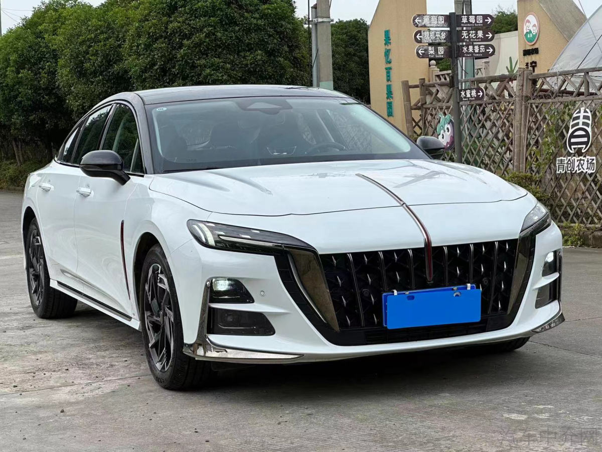 红旗H6 2023款 2.0T 自动 致逸版 价格0万 