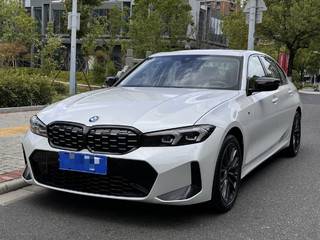 宝马3系 325Li 2.0T 自动 M运动曜夜套装 