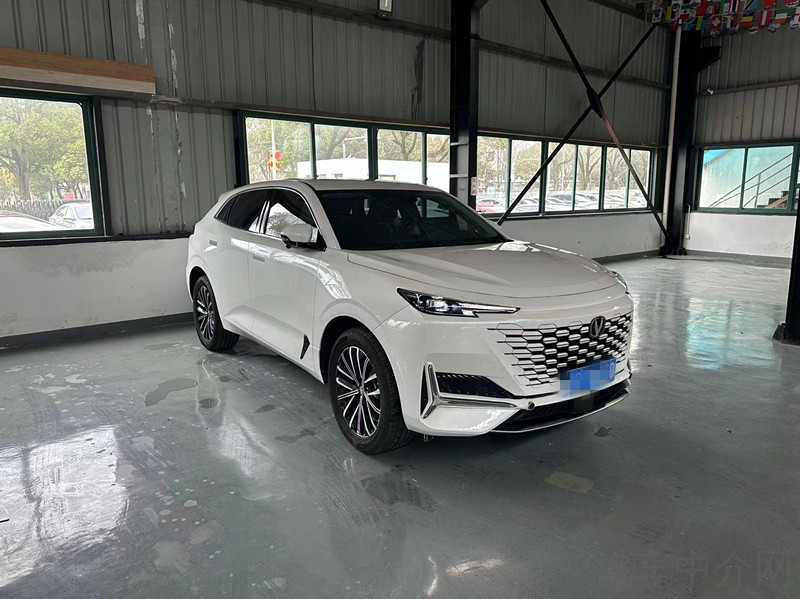 长安UNI二手车 二手K 2023款 2.0T 自动 悦享型 价格0万 