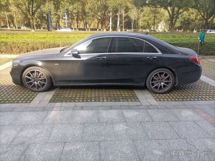 奔驰S级 S450L [进口] 2020款 3.0T 自动 汽油 臻藏版价格0万 