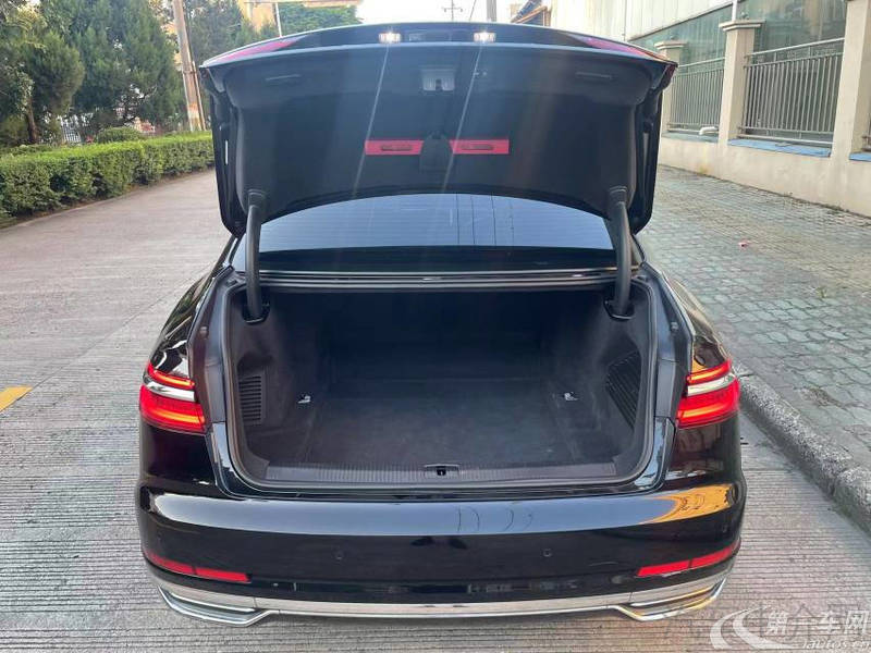 奥迪A8L 55 [进口] 2019款 3.0T 自动 汽油 PLus豪华型 