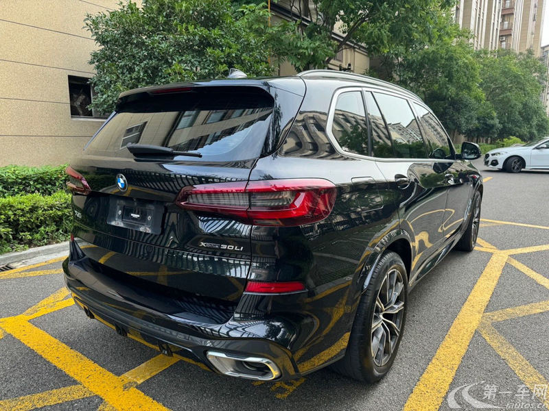 宝马X5 xDrive40Li 2022款 3.0T 自动 M运动套装 (国Ⅵ) 