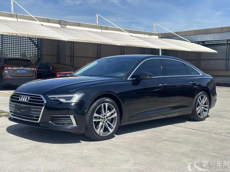 奥迪A6L 40TFSI 2022款 2.0T 自动 豪华动感型 (国Ⅵ) 