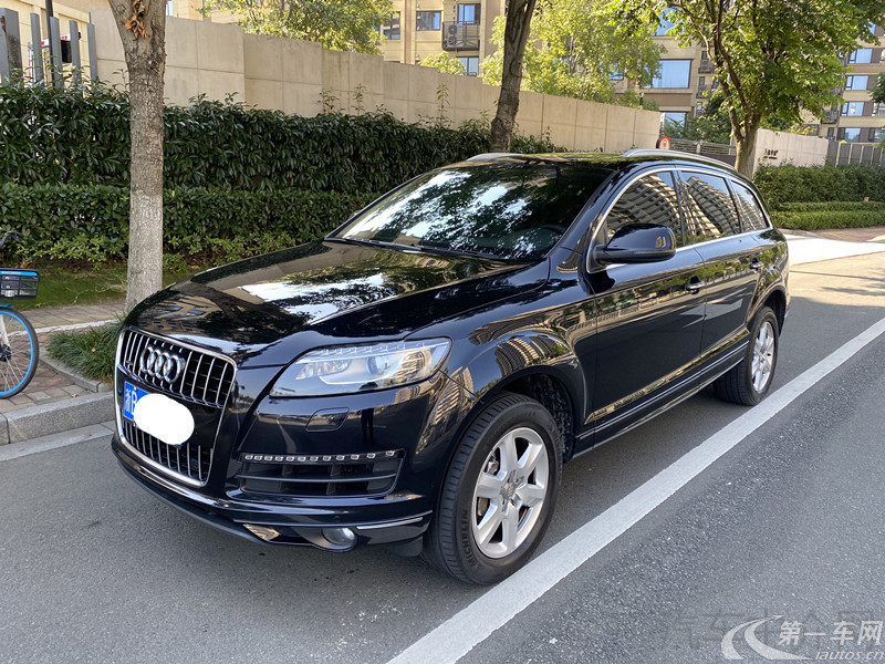 奥迪Q7 35 [进口] 2013款 3.0T 自动 舒适型 