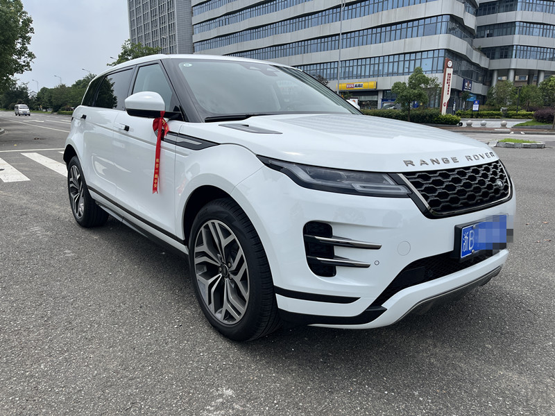 路虎揽胜极光 L 2023款 2.0T 自动 奢享版249PS 价格0万 