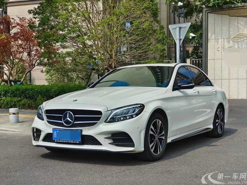 奔驰C级 C260 2019款 1.5T 自动 运动版 (国Ⅵ) 