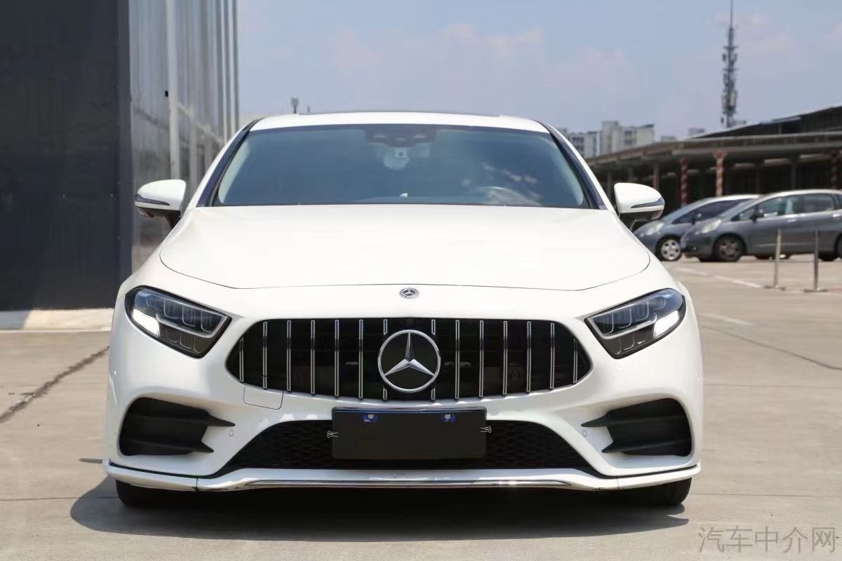 奔驰CLS级 CLS300 [进口] 2018款 2.0T 自动 豪华型价格0万 