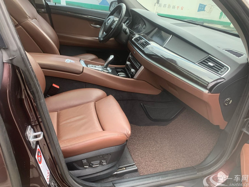 宝马5系GT 535i [进口] 2013款 3.0T 自动 汽油 豪华型 