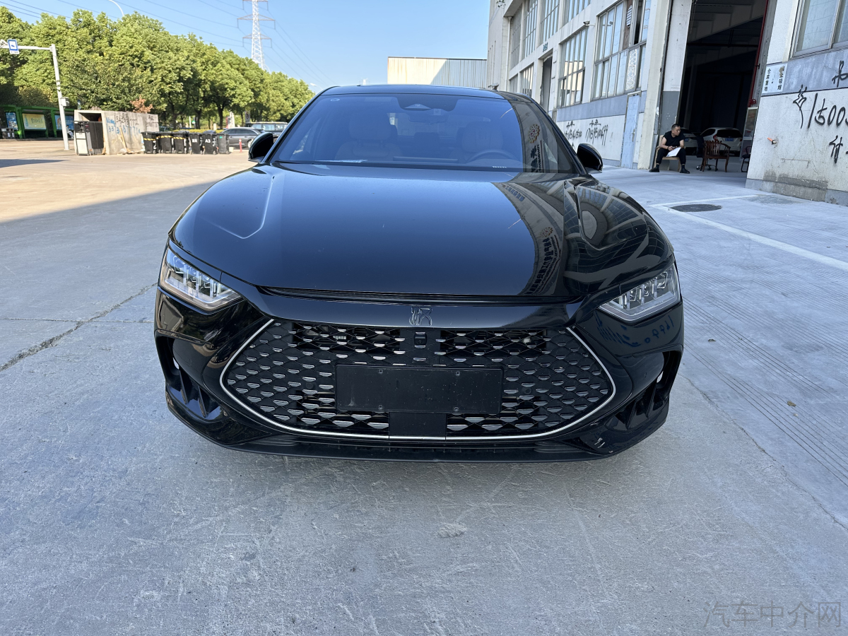 比亚迪汉DM i 2023款 1.5T 自动 冠军版121KM精英型 价格0万 
