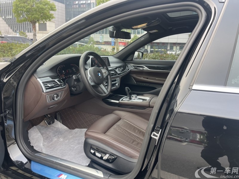 宝马7系 740Li [进口] 2019款 3.0T 自动 汽油 领先型M运动套装 