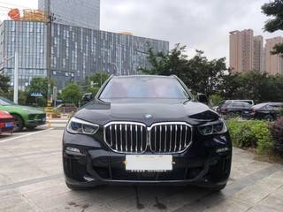 宝马X5 40i 3.0T 自动 改款M运动套装 