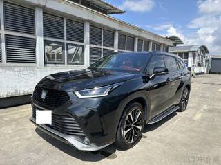 丰田皇冠陆放 2.5L 